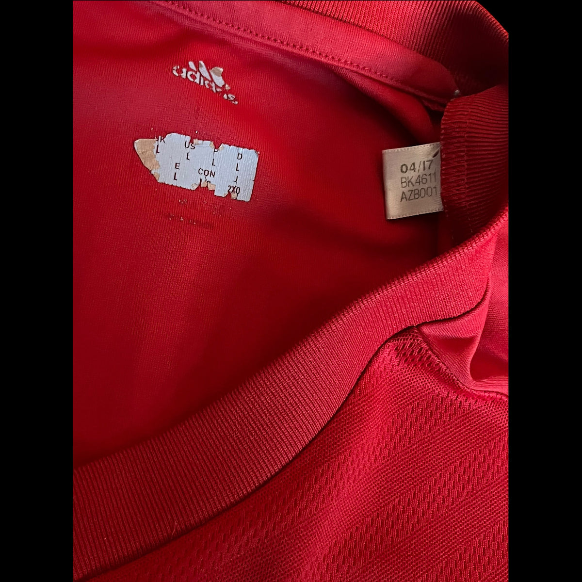 Aberdeen 2017/2018 Home Football Shirt Medium - Niall McGinn - Signed