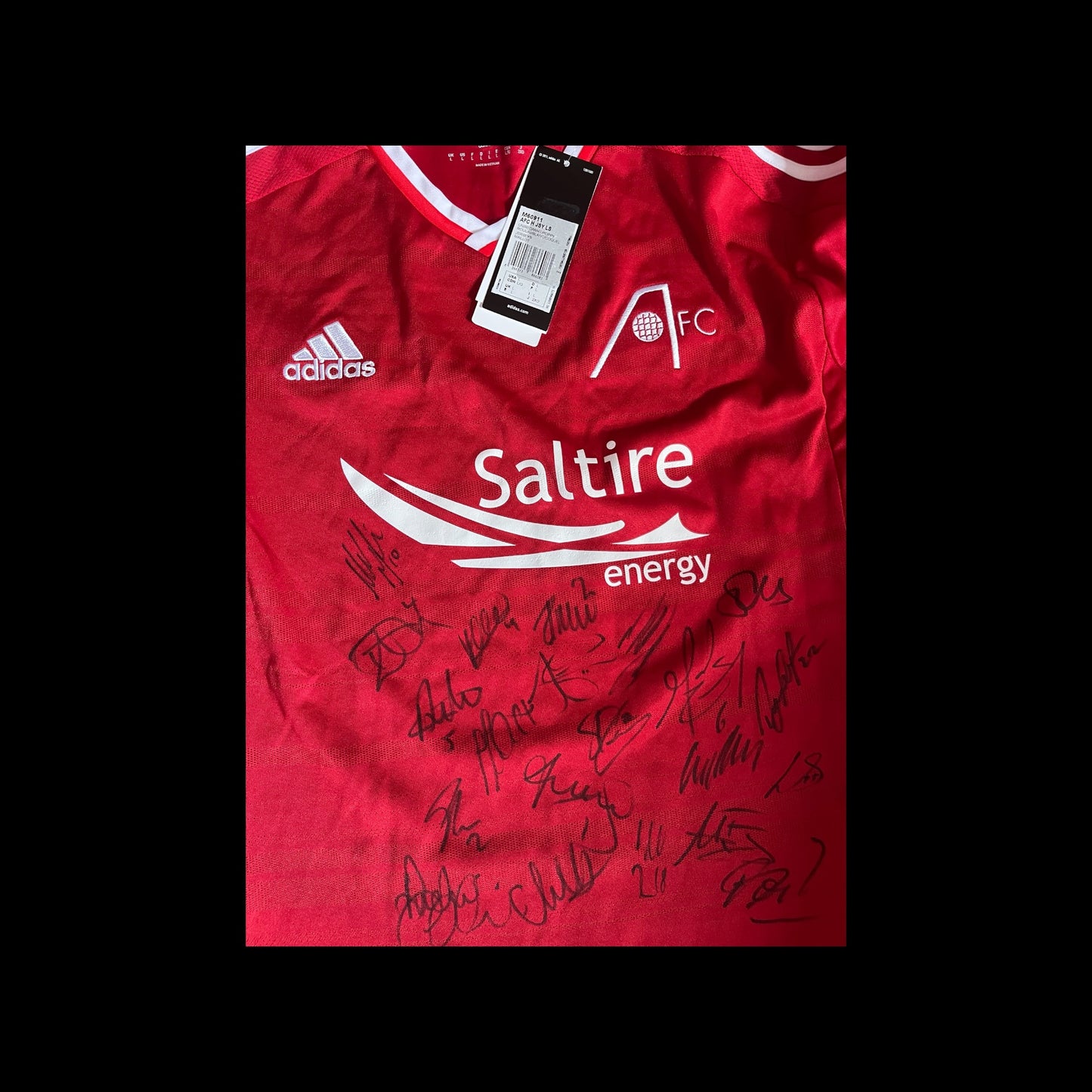 Aberdeen 2014/2015 Home Football Shirt Large - Long Sleeve - Squad Signed - BNWT