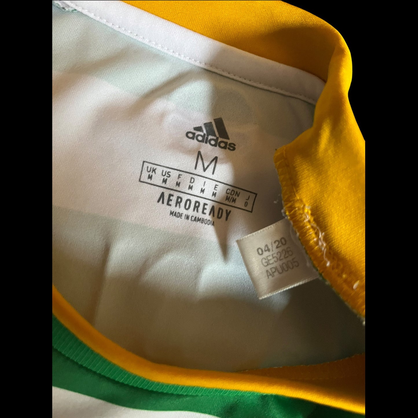 Celtic 2020/2021 Home Football Shirt Medium
