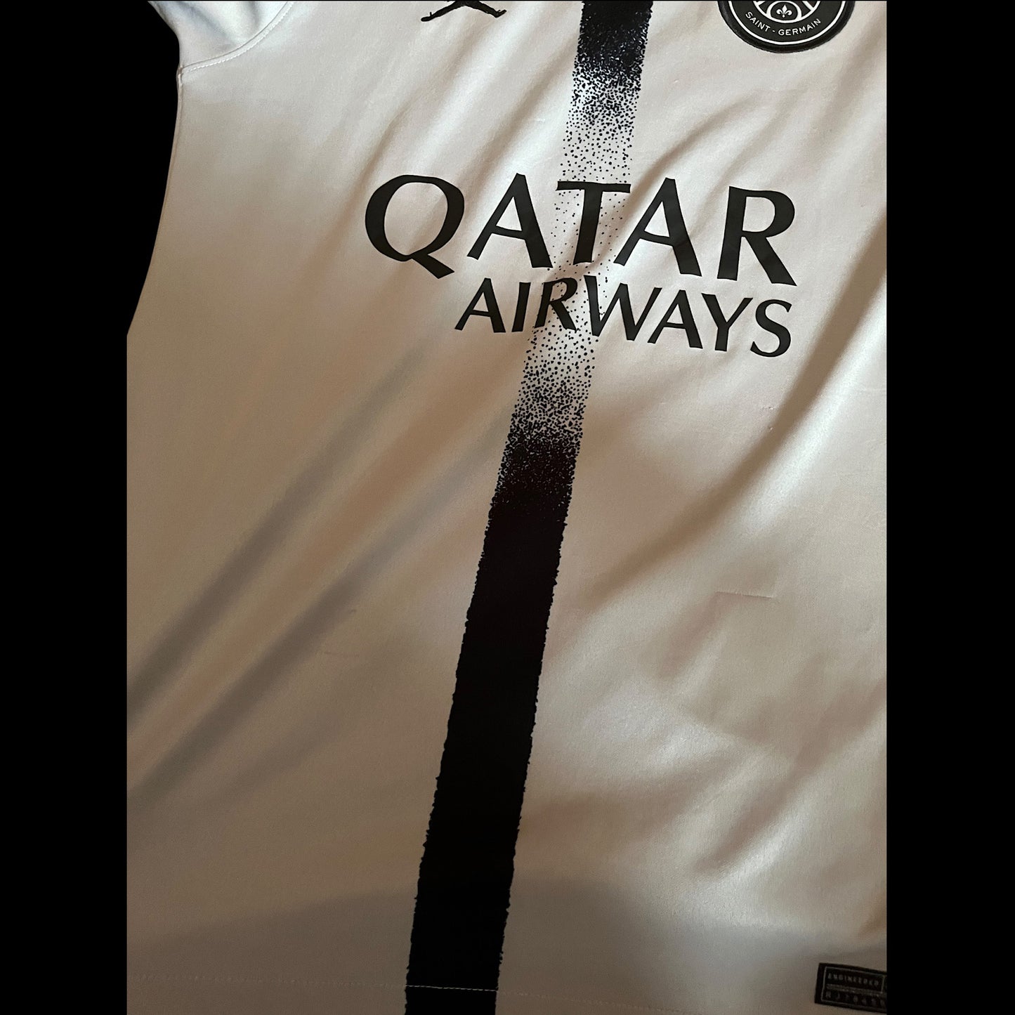 Paris Saint Germain 2022/2023 Away Football Shirt Small