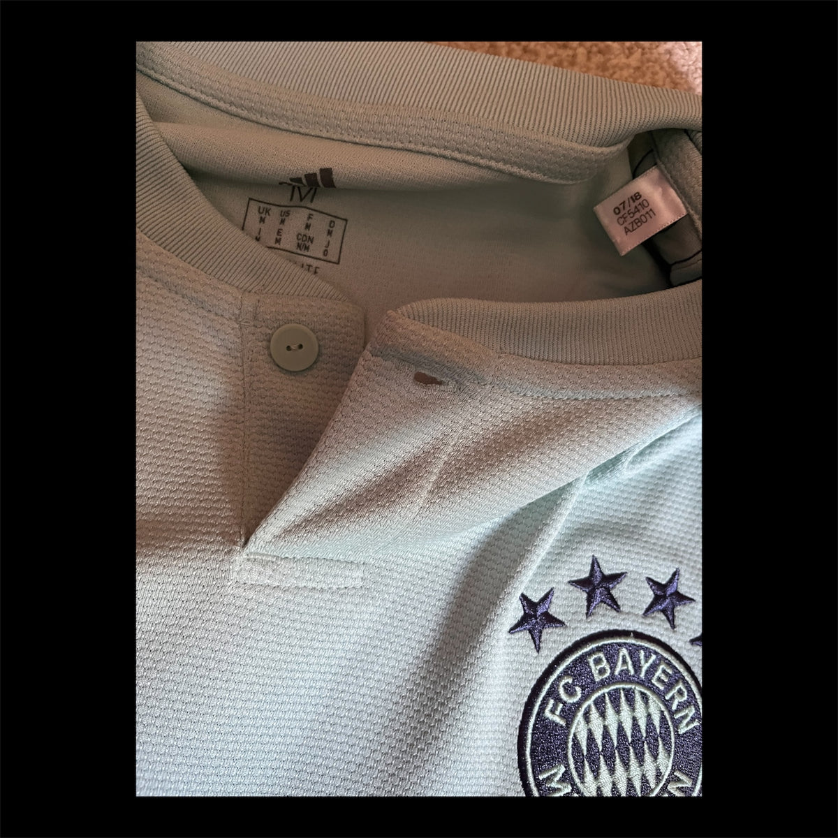 Bayern Munich 2018/2019 Away Football Shirt Medium - Robert Lewandowski