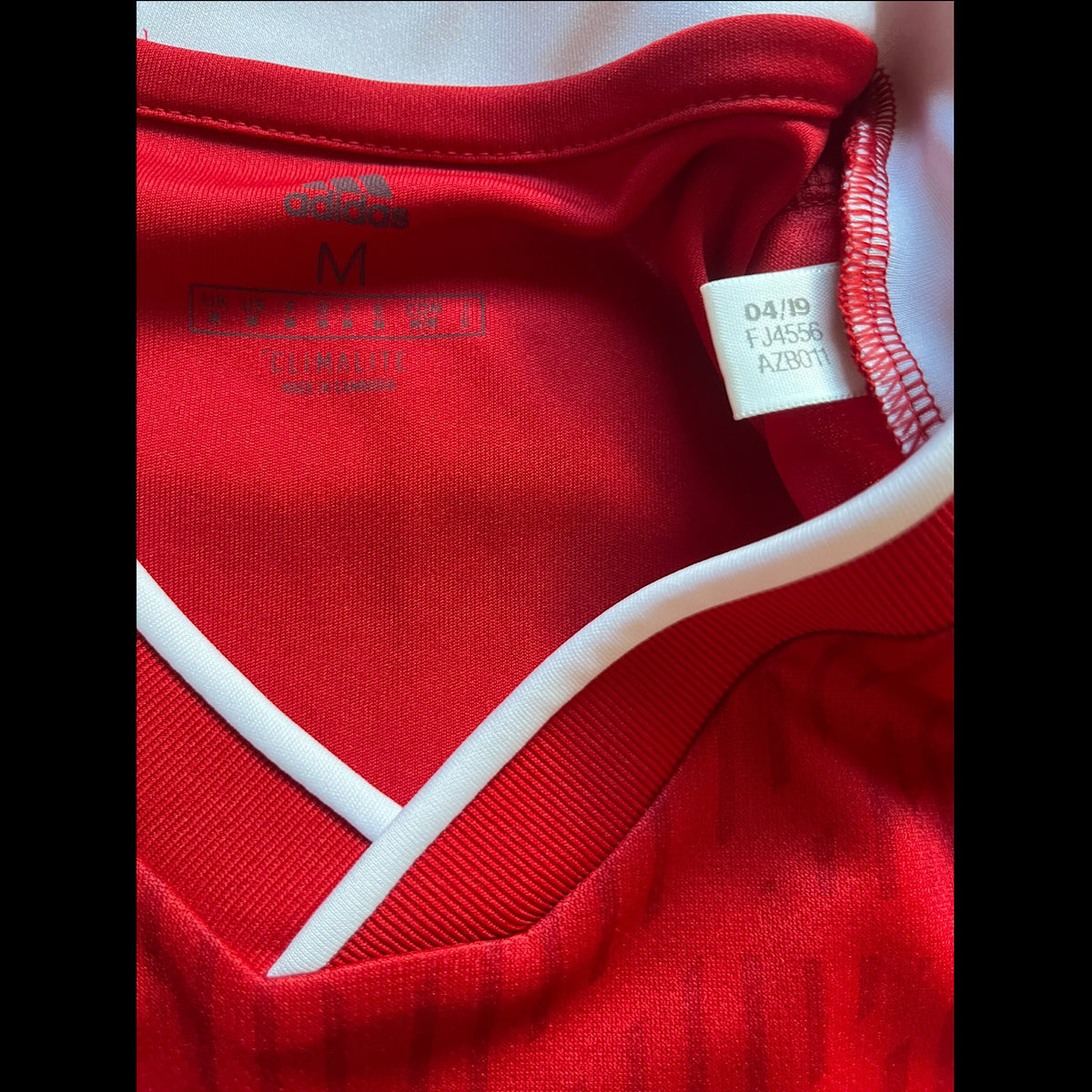 Aberdeen 2019/2020 Home Football Shirt Medium - Squad Signed