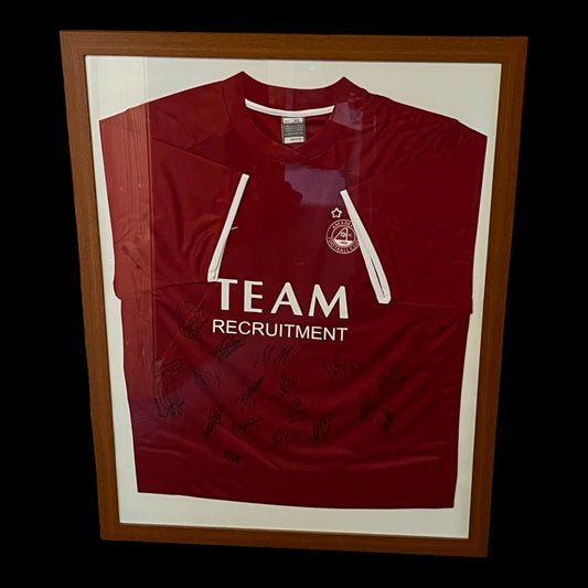 Aberdeen 2008/2009 Home Football Shirt - Squad Signed And Framed