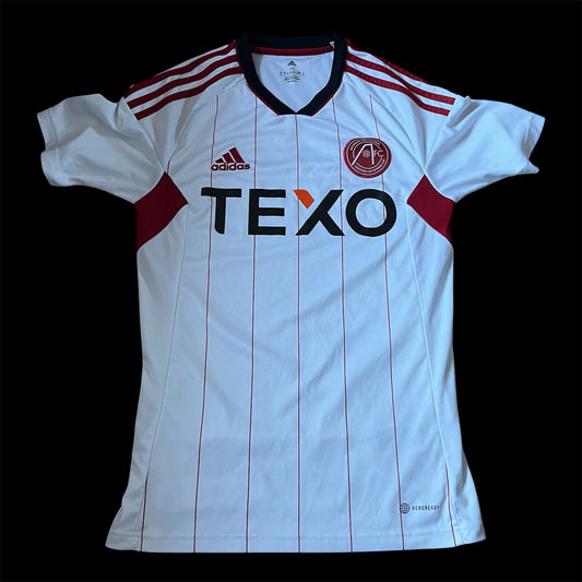 Aberdeen 2022/2023 Away Football Shirt Extra Small