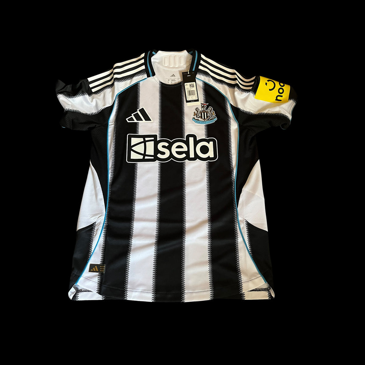 Newcastle United 2025/2026 Home Football Shirt Medium - Heat.RDY - BNWT