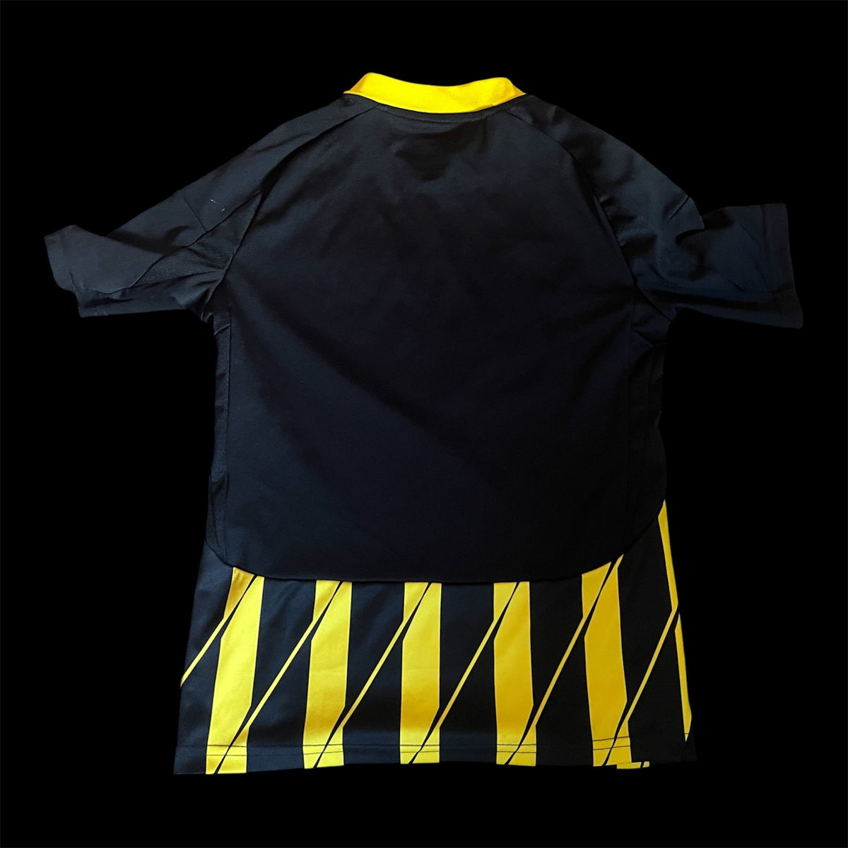 Aberdeen 2024/2025 Away Football Shirt Age 9-10 Years