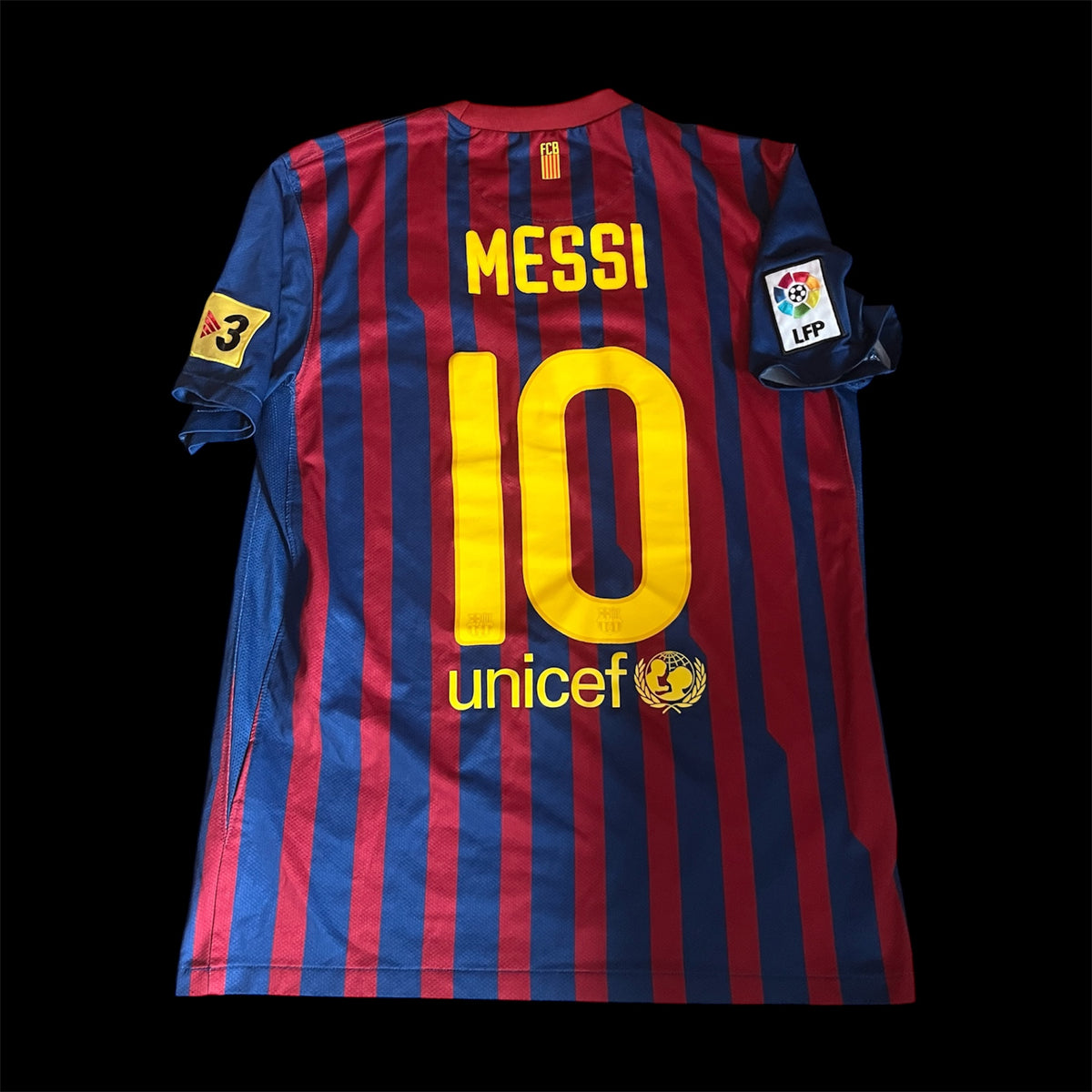 FC Barcelona 2011/2012 Home Football Shirt Medium - Lionel Messi