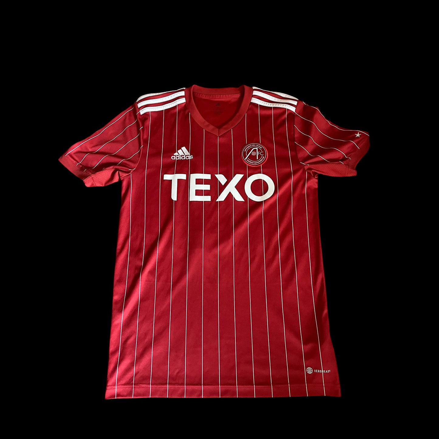 Aberdeen 2022/2023 Home Football Shirt Small - Vicente Besuijen