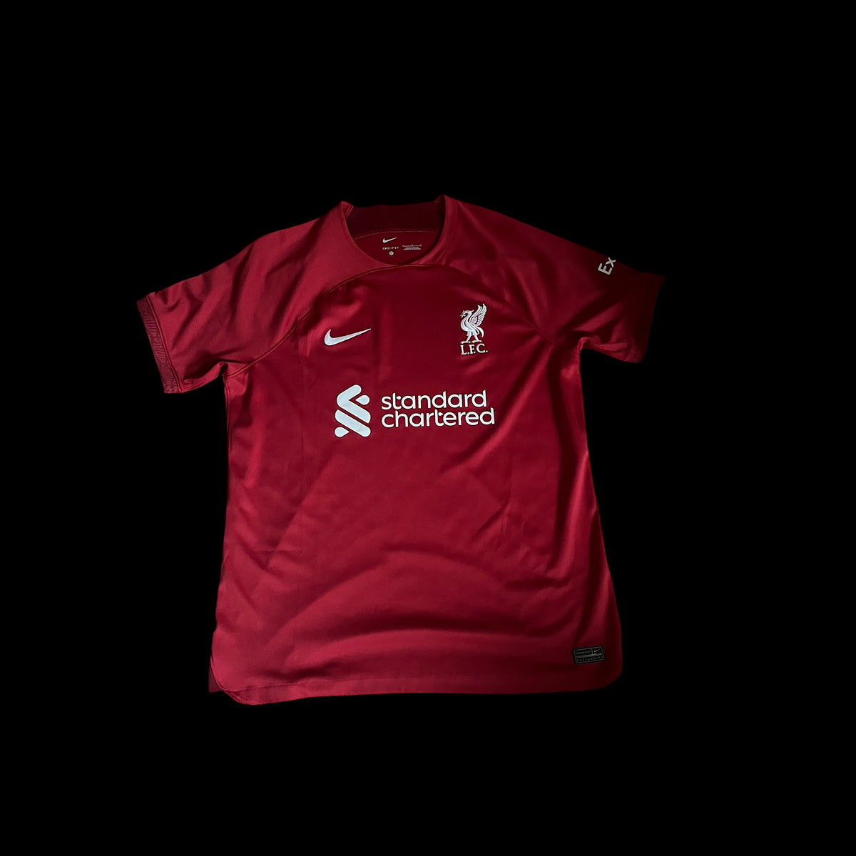 Liverpool 2022/2023 Home Football Shirt Large
