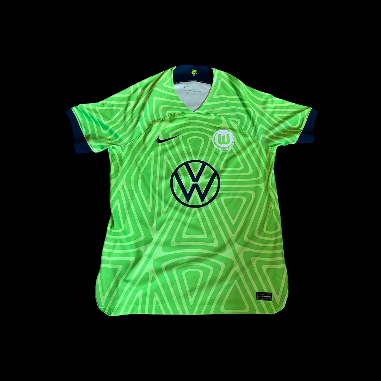 VfL Wolfsburg 2022/2023 Home Football Shirt Large