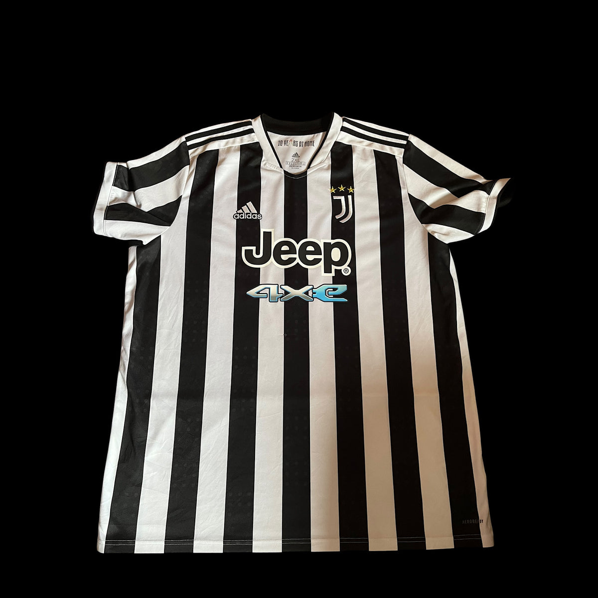 Juventus 2021/2022 Home Football Shirt XXL - Cristiano Ronaldo