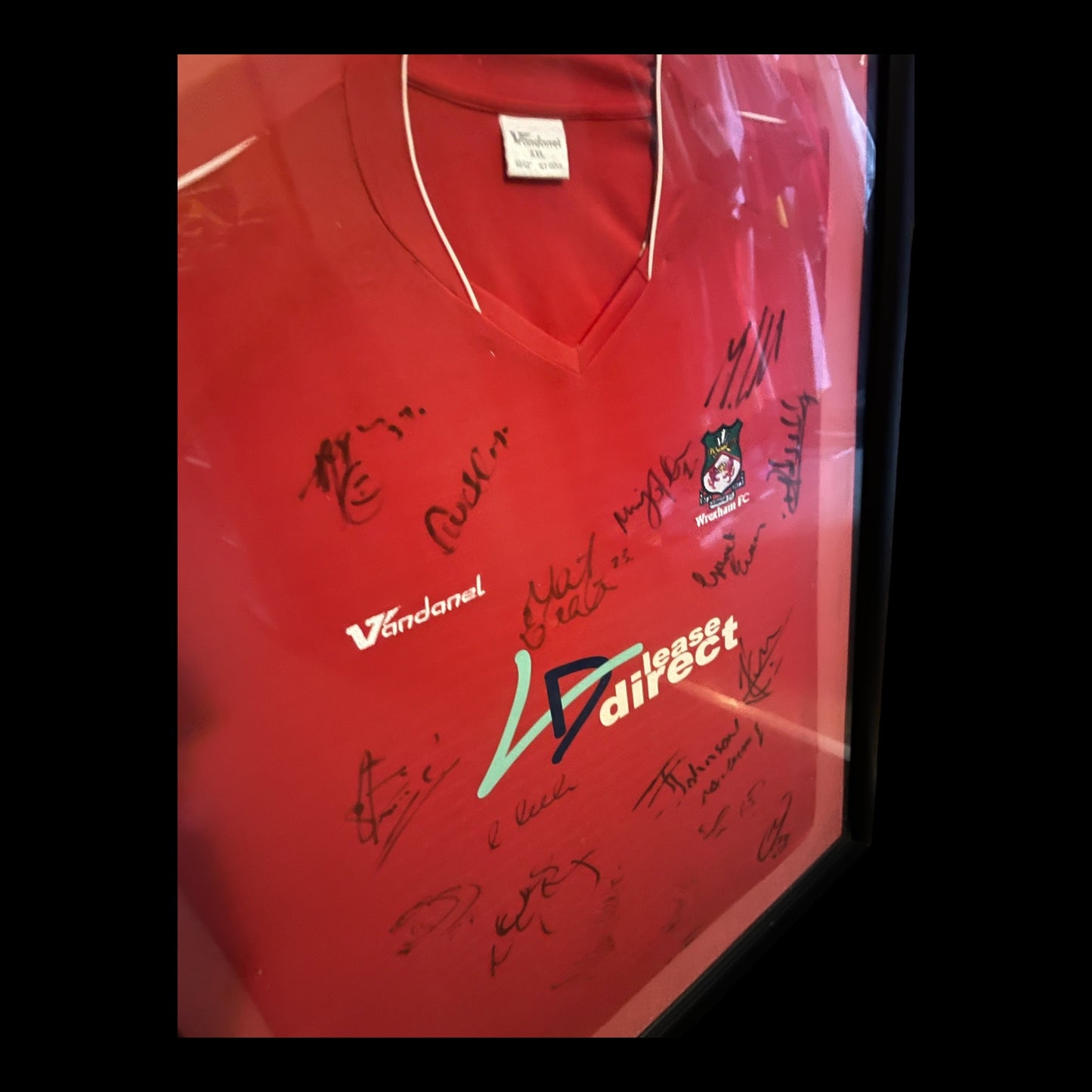 Wrexham AFC 2006/2007 Home Football Shirt - Squad Signed And Framed