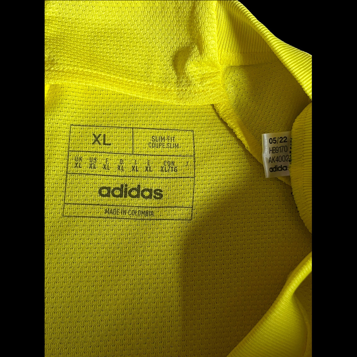 Colombia 2022 Home Football Shirt Extra Large