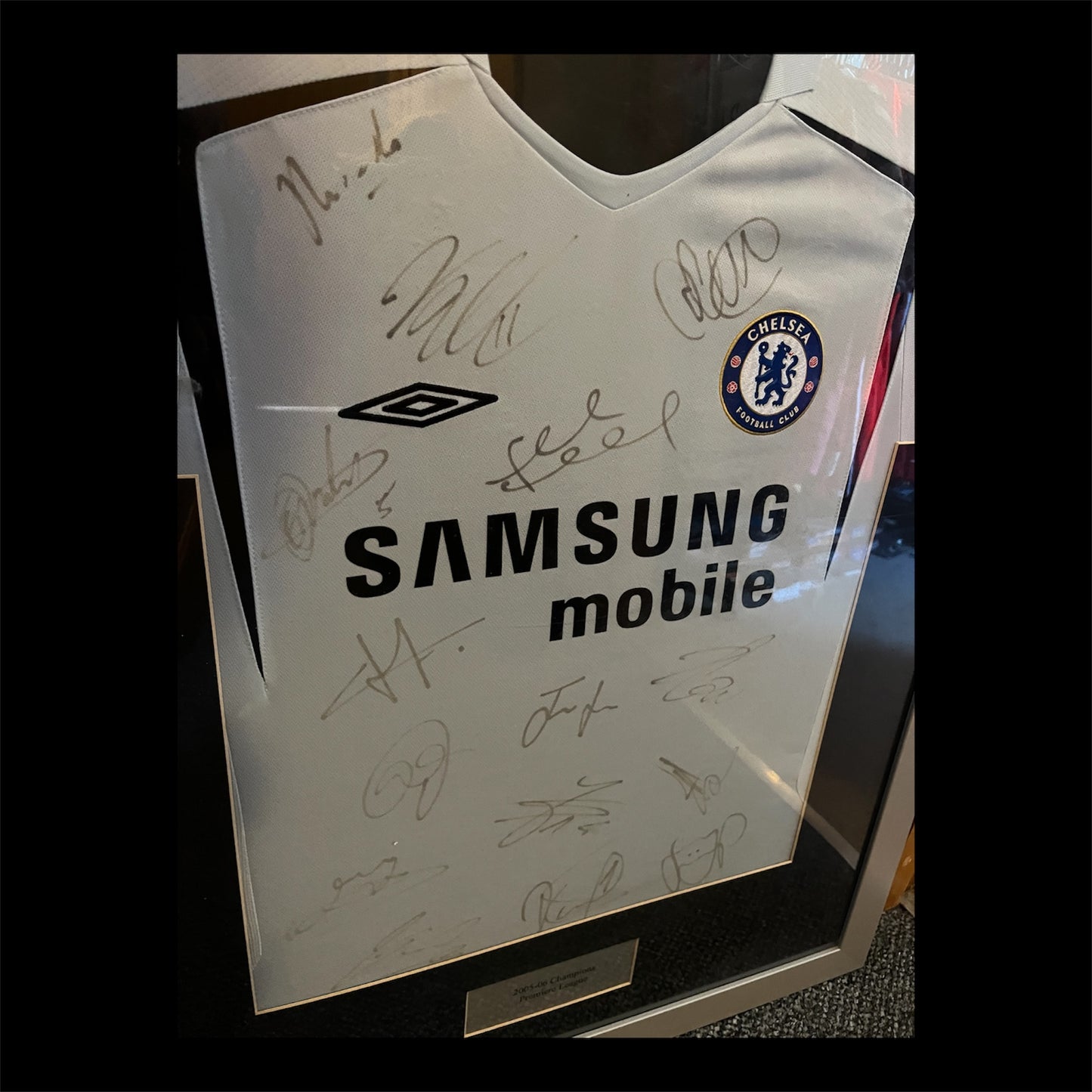 Chelsea 2005/2006 Away Football Shirt - Squad Signed And Framed