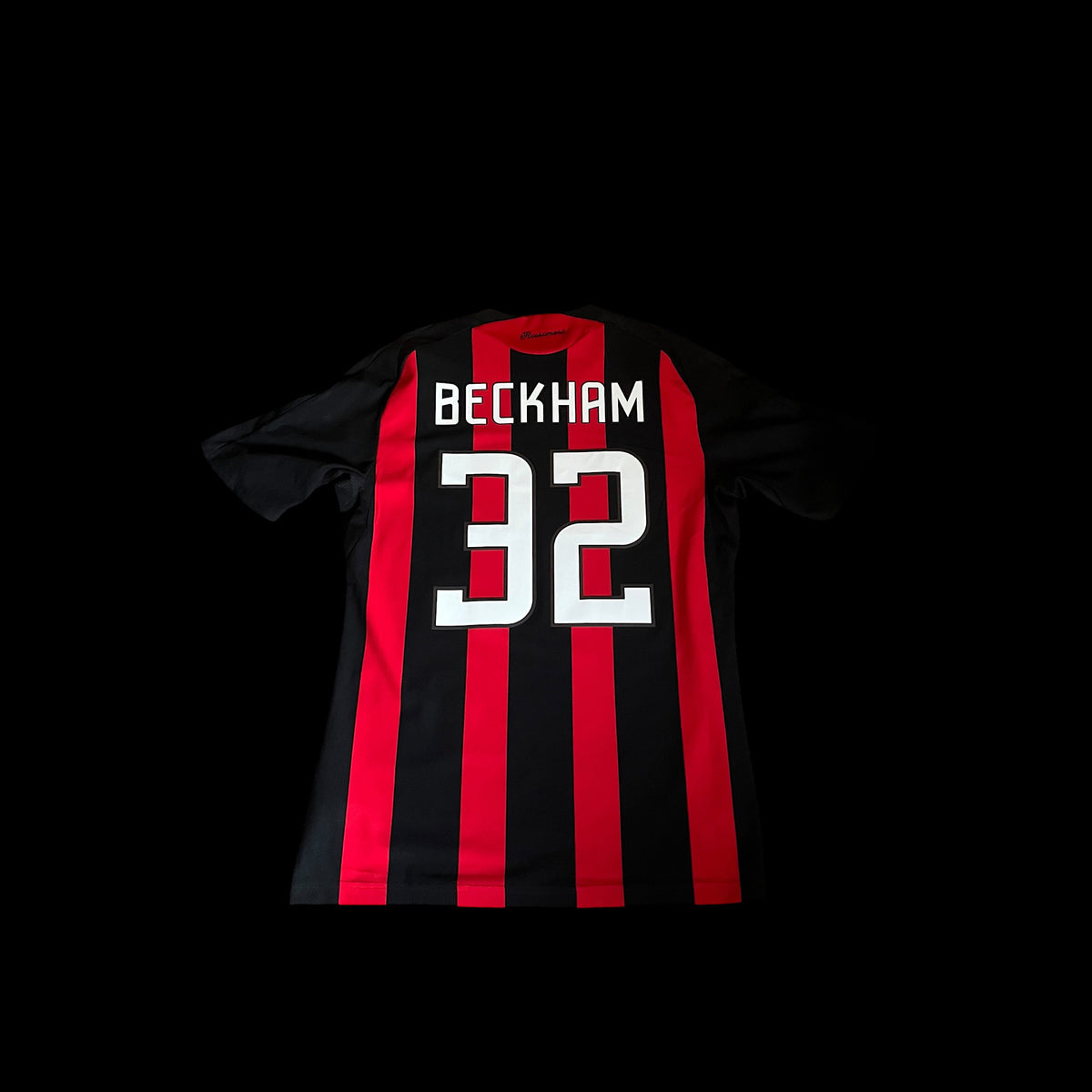 AC Milan 2008/2009 Home Football Shirt Small - David Beckham