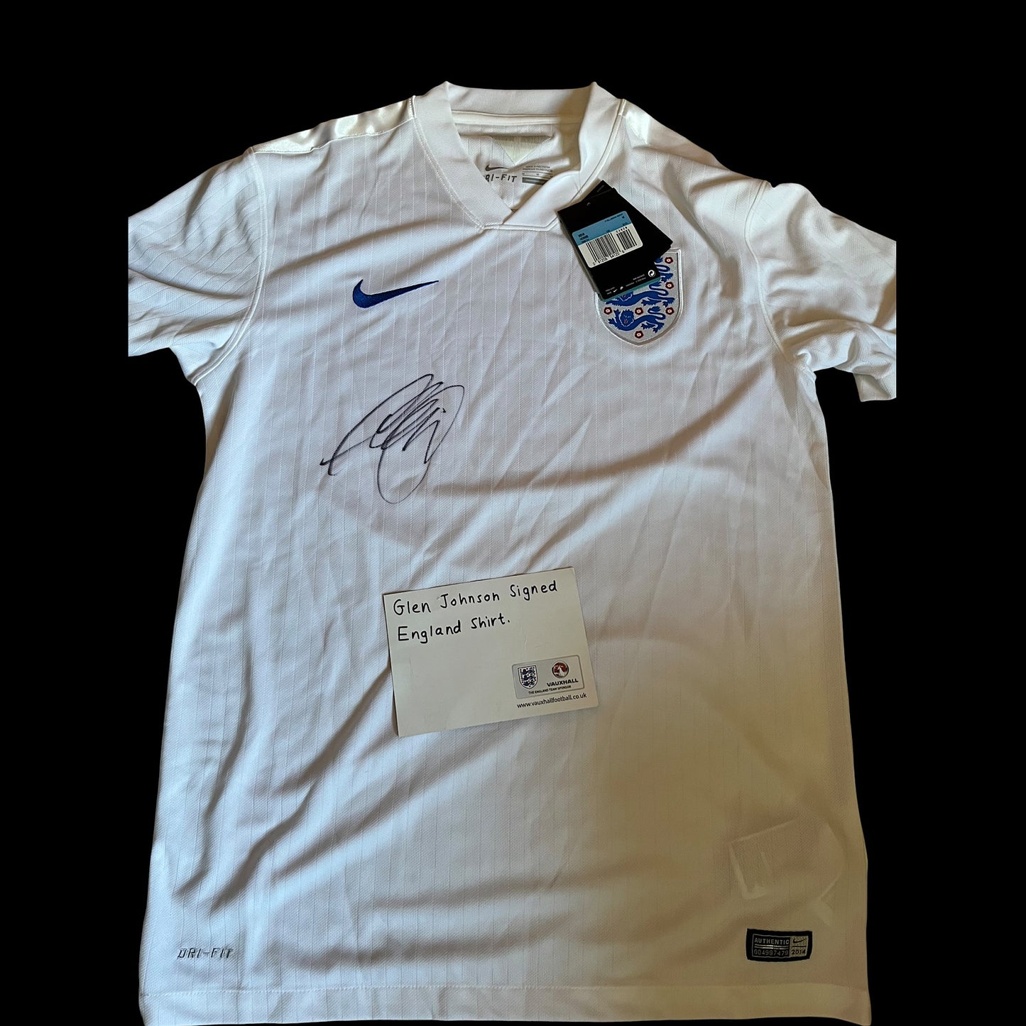 England 2014 Home Football Shirt Medium - Glen Johnson - Signed With COA - BNWT