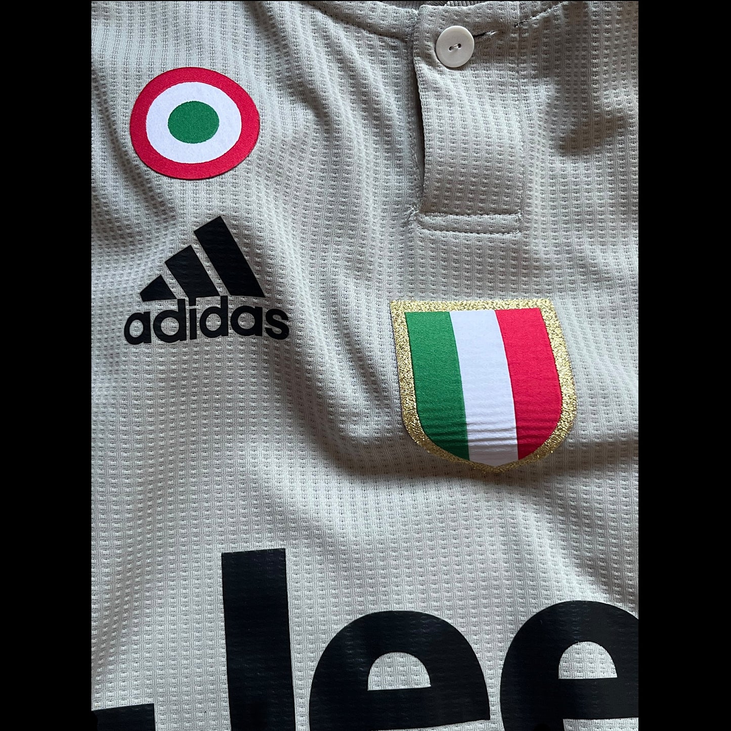 Juventus 2018/2019 Away Football Shirt Medium - Cristiano Ronaldo - Match Issued