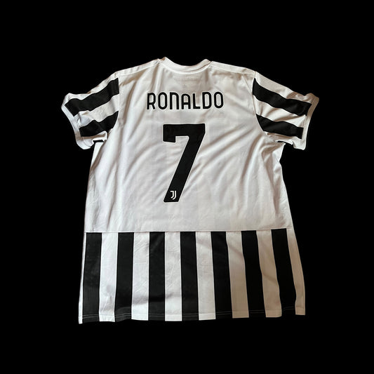Juventus 2021/2022 Home Football Shirt XXL - Cristiano Ronaldo