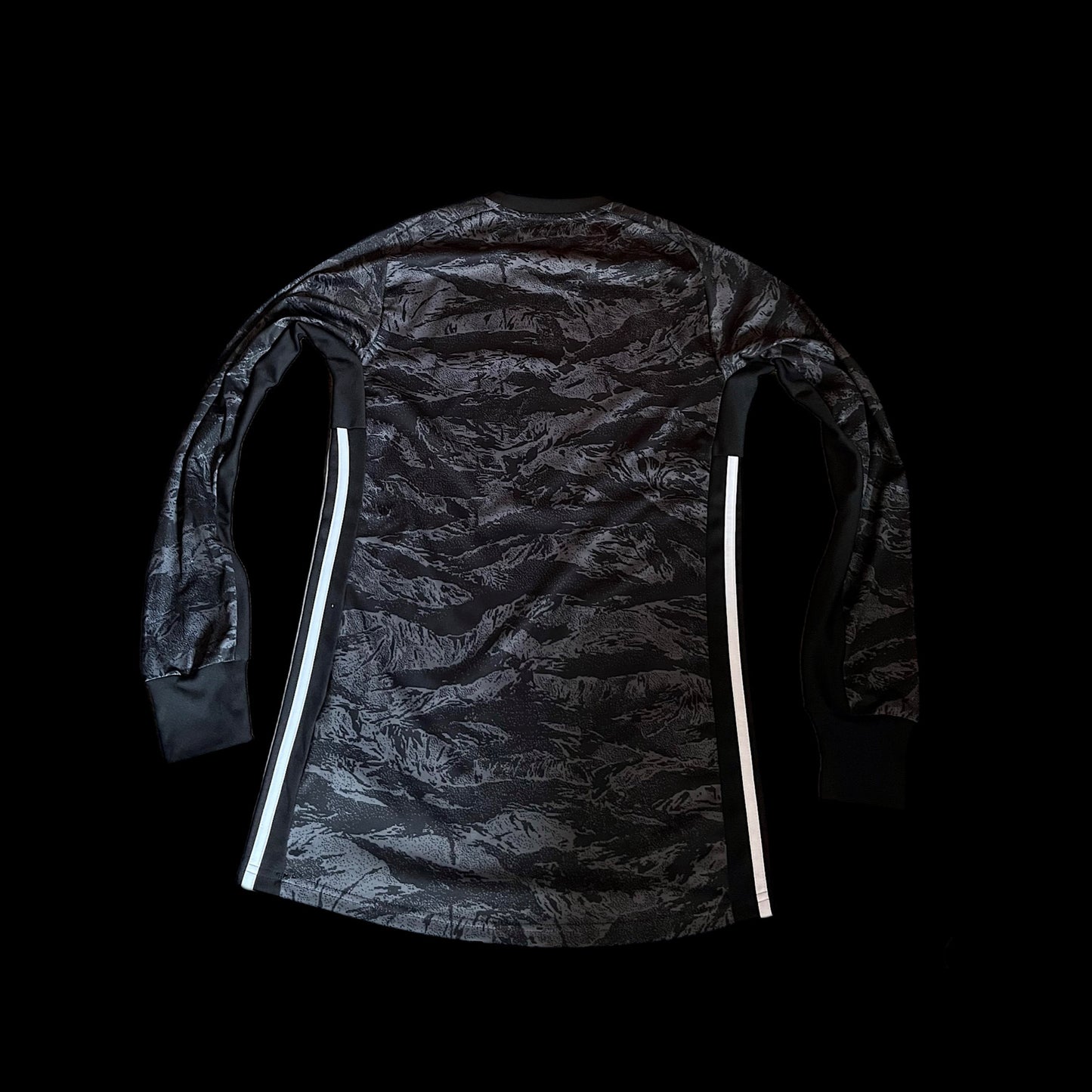 Aberdeen 2018/2019 Goalkeeper Football Shirt Extra Small