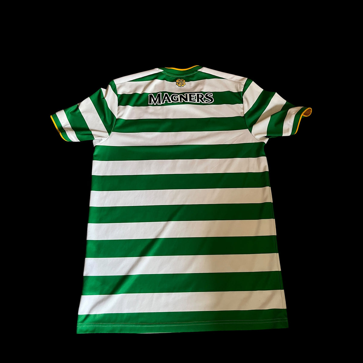 Celtic 2020/2021 Home Football Shirt Medium