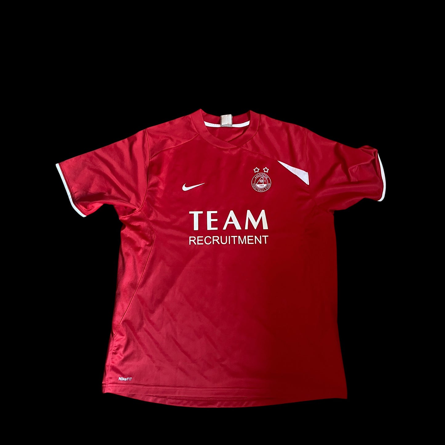 Aberdeen 2008/2009 Home Football Shirt Large - Charlie Mulgrew - Signed - BNWT