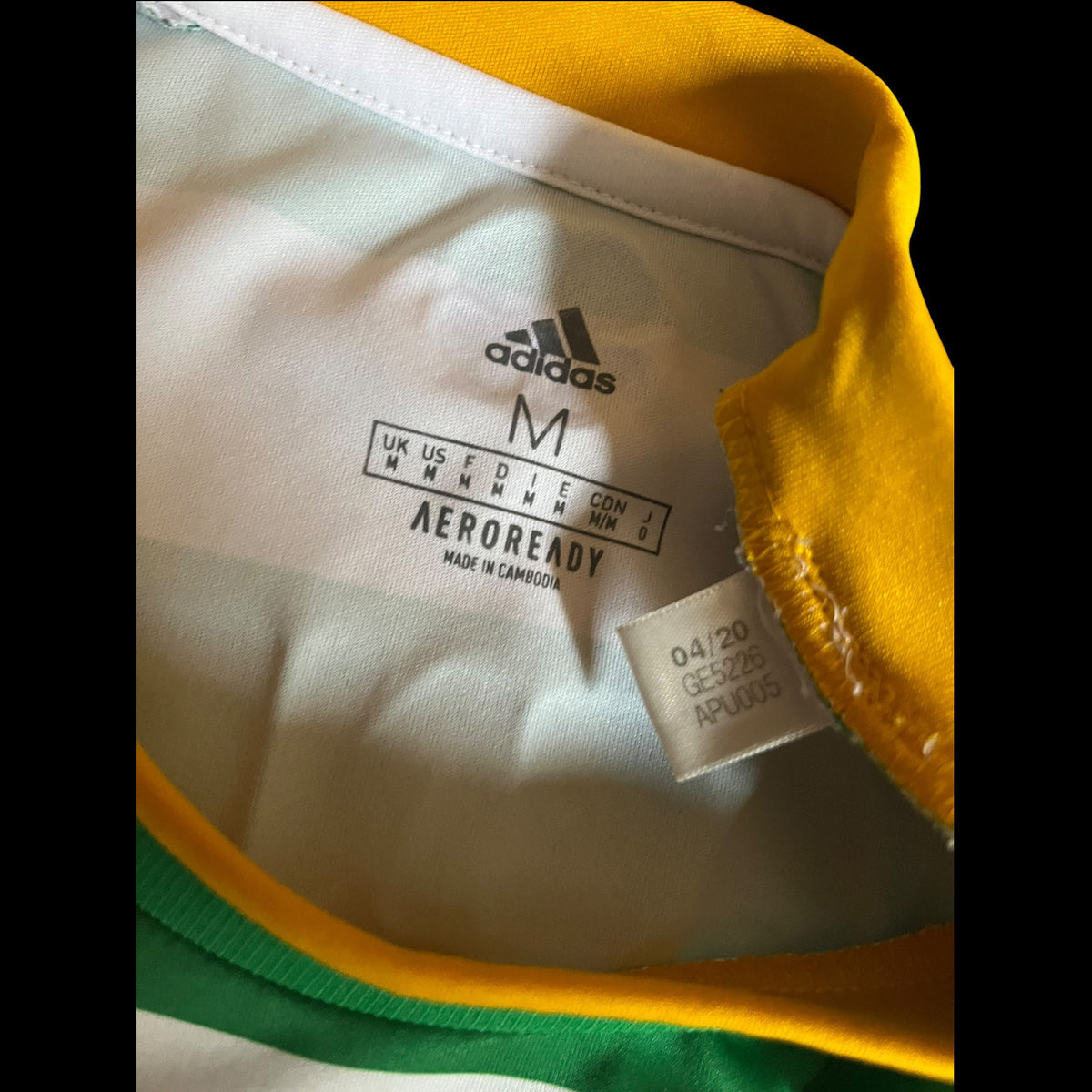 Celtic 2020/2021 Home Football Shirt Medium