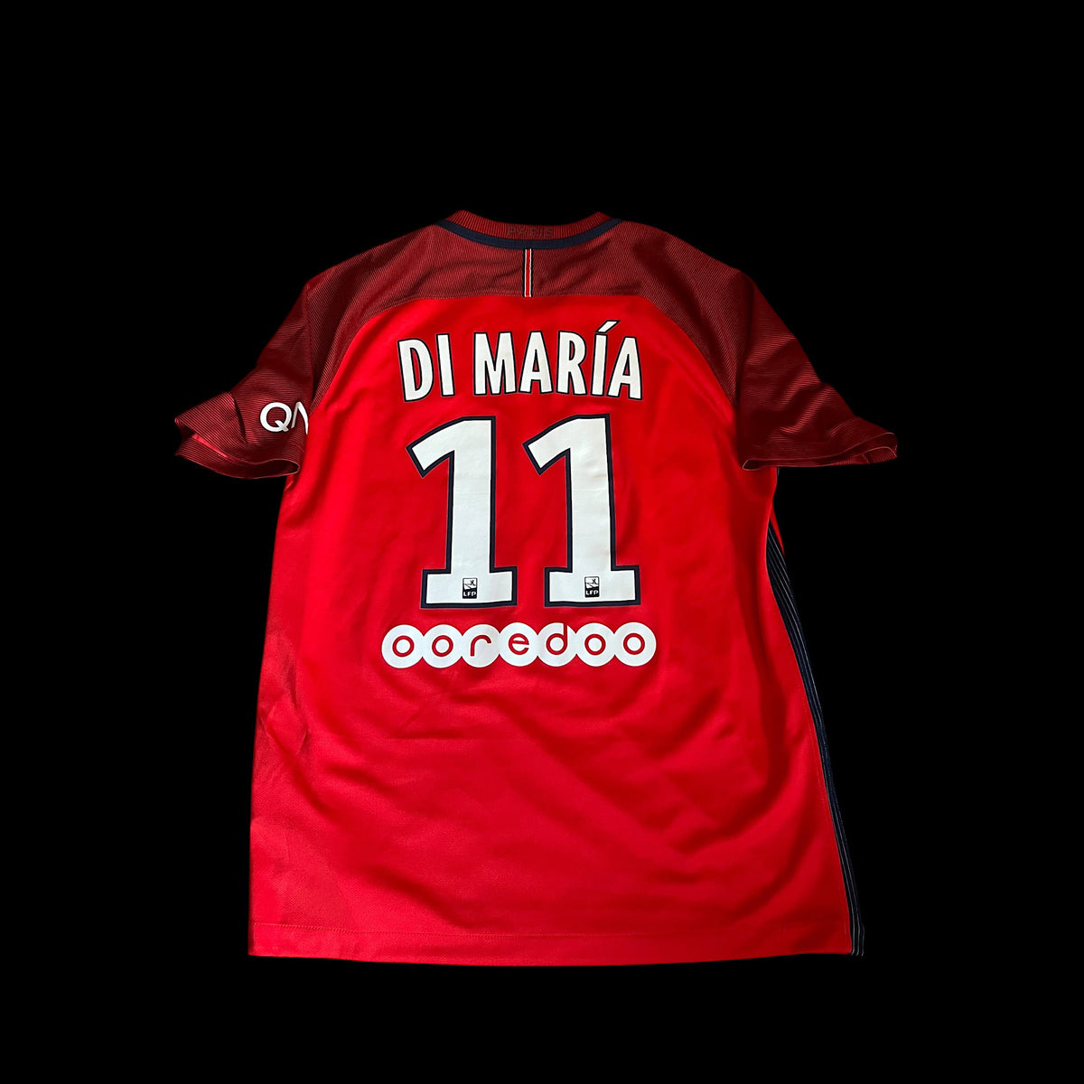 Paris Saint Germain 2016/2017 Away Football Shirt Medium - Angel Di Maria